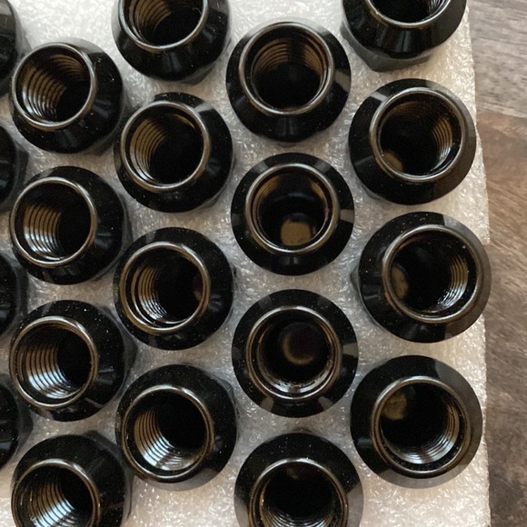24 tall lug nuts for wheel 14 19mm acorn dome top black new closed end budged - Picture 4 of 8